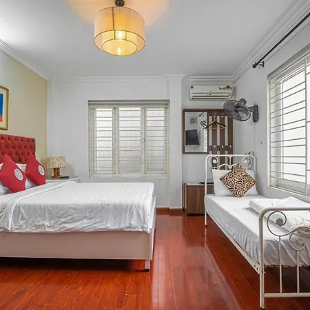 Mia Backpacker Hostel